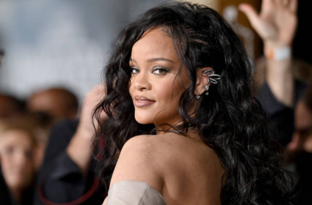 Ruling the R’s: Unveiling the Same Letter Effect in Rihanna’s Family Tree